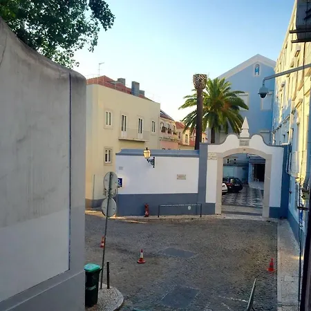Bairro Alto Quiet & Central Апартаменты Лиссабон